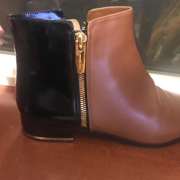 Michael kors shoes - Picture 5 of 7